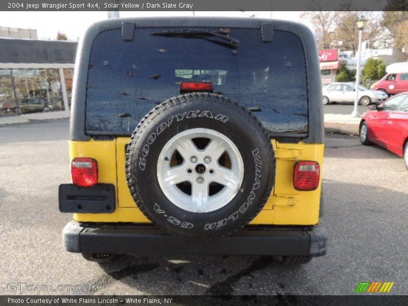 Solar Yellow / Dark Slate Gray 2004 Jeep Wrangler Sport 4x4