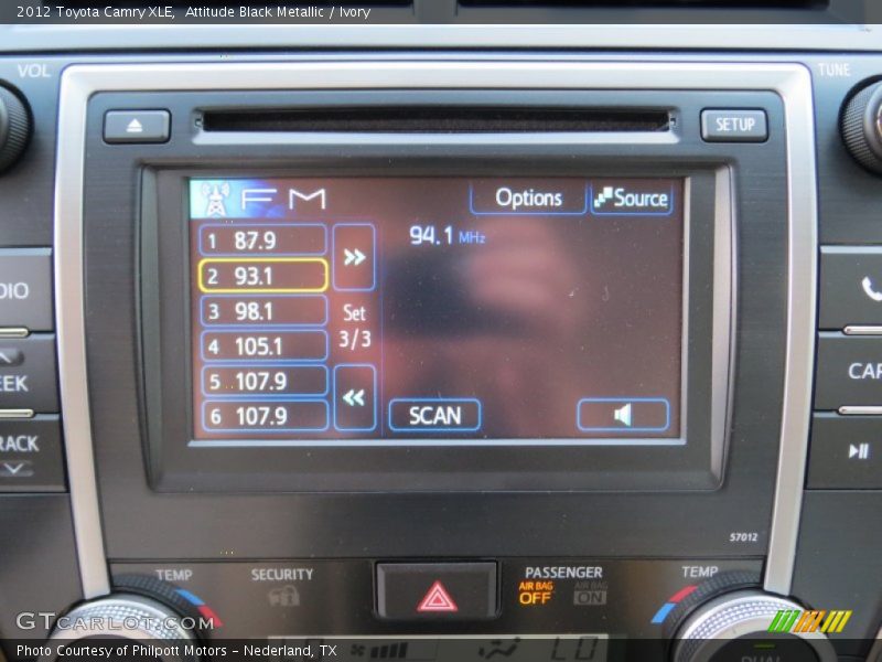 Attitude Black Metallic / Ivory 2012 Toyota Camry XLE