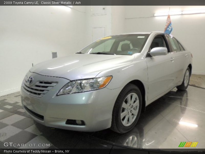 Classic Silver Metallic / Ash 2009 Toyota Camry LE