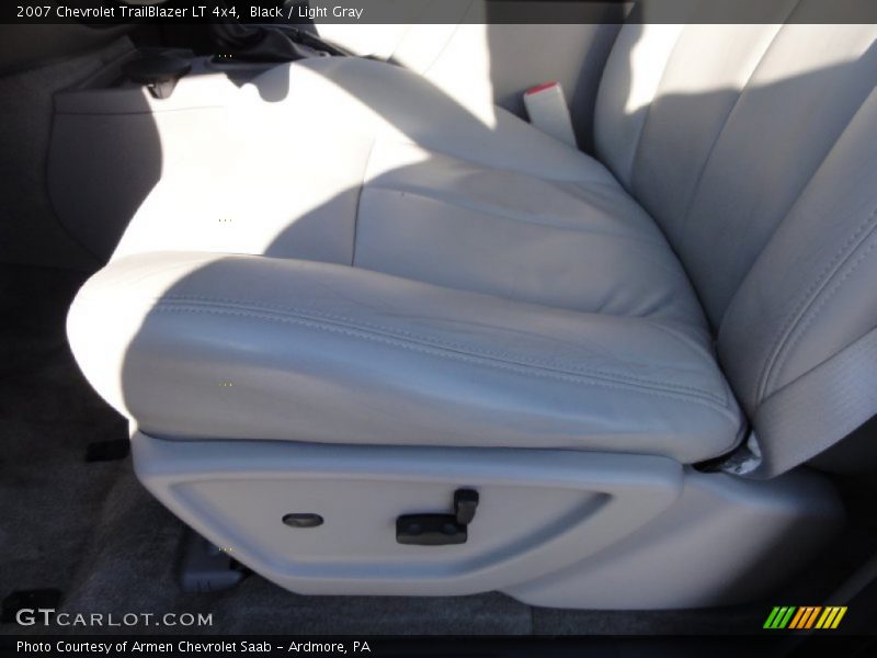 Black / Light Gray 2007 Chevrolet TrailBlazer LT 4x4