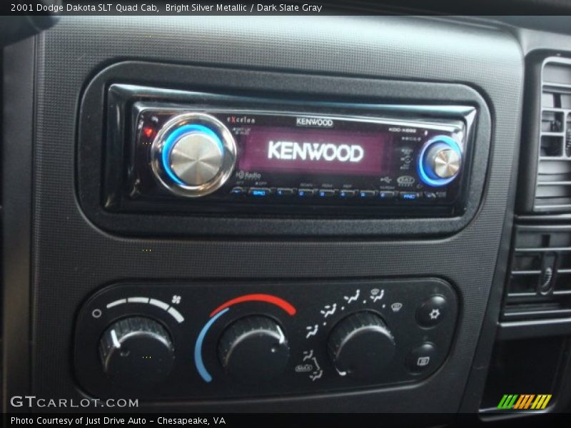 Bright Silver Metallic / Dark Slate Gray 2001 Dodge Dakota SLT Quad Cab