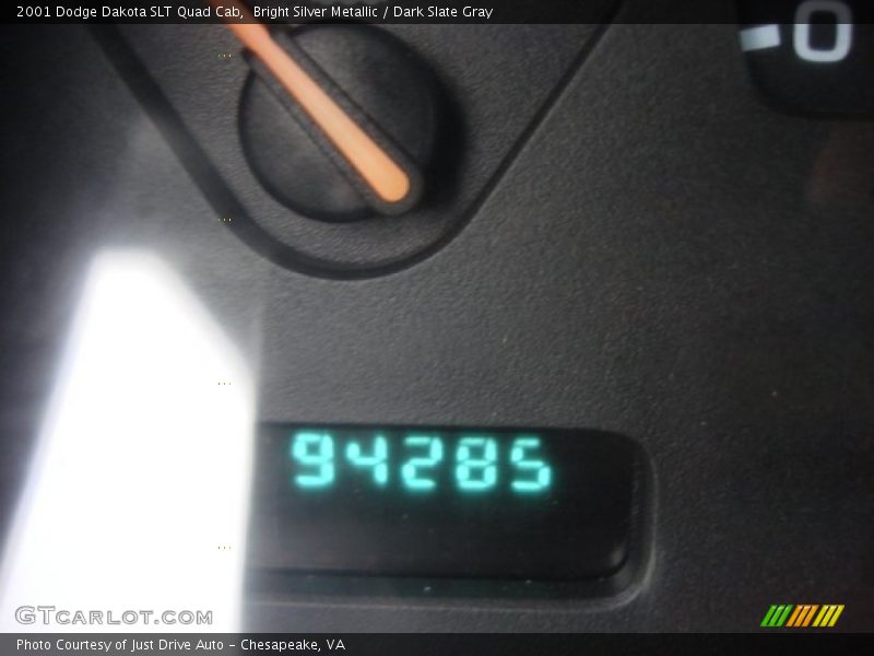 Bright Silver Metallic / Dark Slate Gray 2001 Dodge Dakota SLT Quad Cab