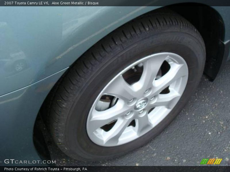 Aloe Green Metallic / Bisque 2007 Toyota Camry LE V6