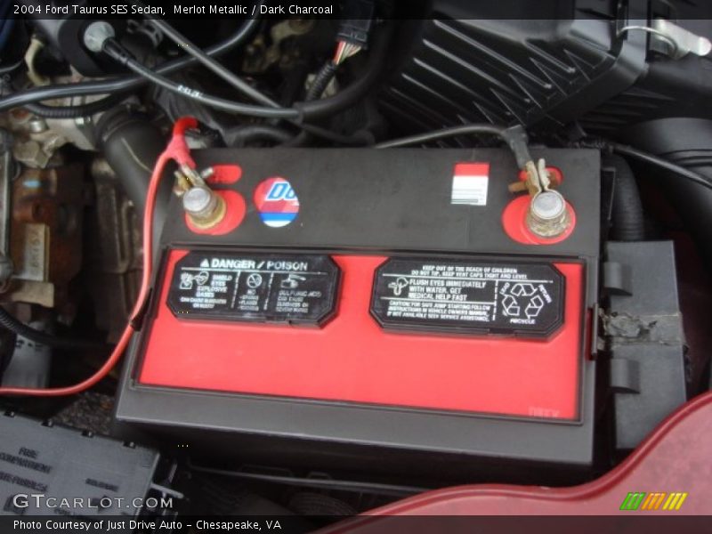 Merlot Metallic / Dark Charcoal 2004 Ford Taurus SES Sedan