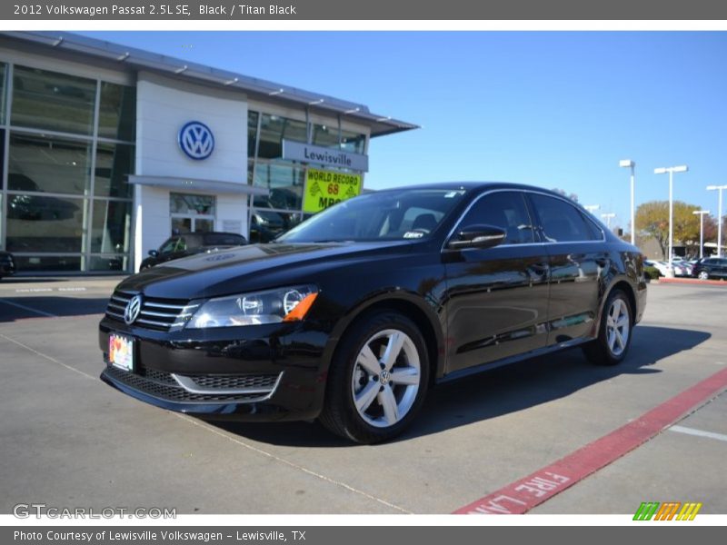 Black / Titan Black 2012 Volkswagen Passat 2.5L SE