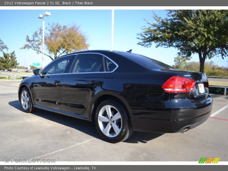 Black / Titan Black 2012 Volkswagen Passat 2.5L SE