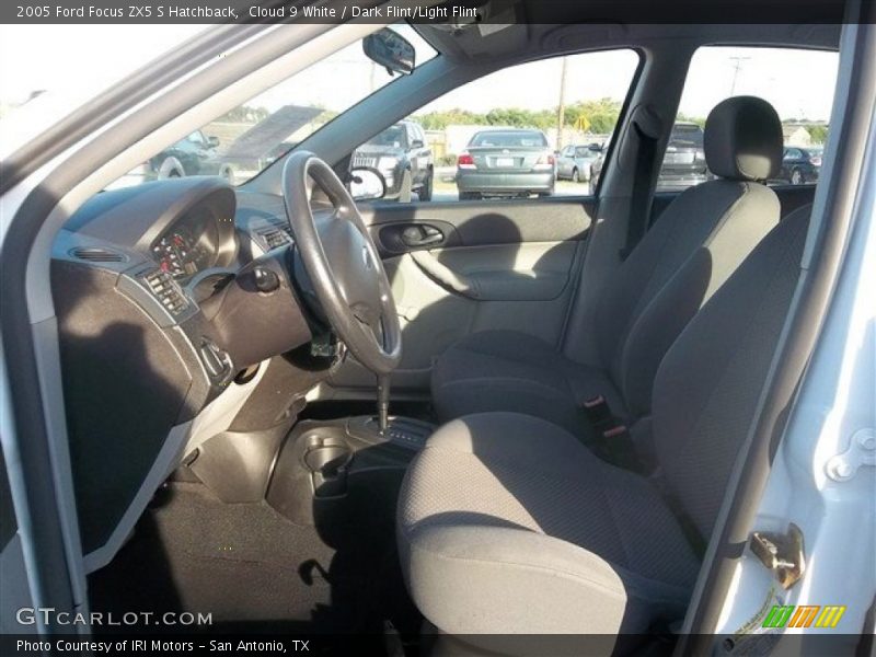 Cloud 9 White / Dark Flint/Light Flint 2005 Ford Focus ZX5 S Hatchback