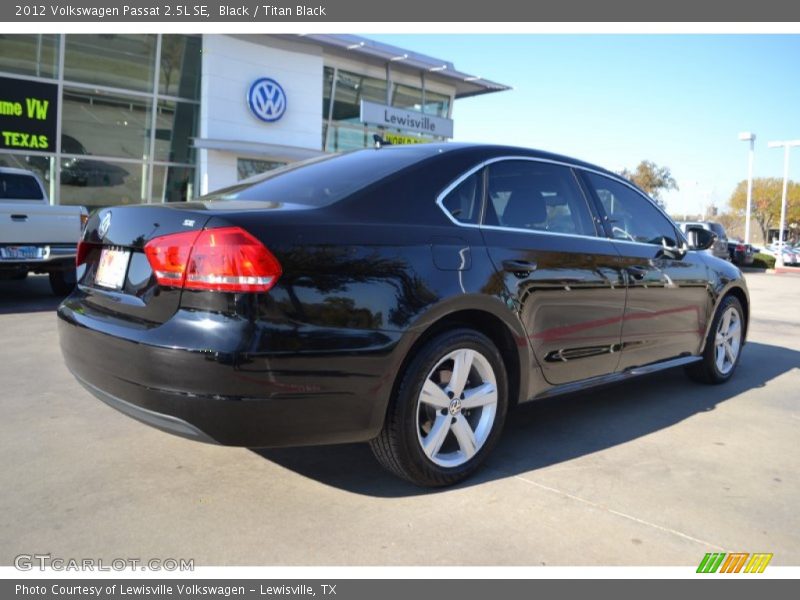 Black / Titan Black 2012 Volkswagen Passat 2.5L SE