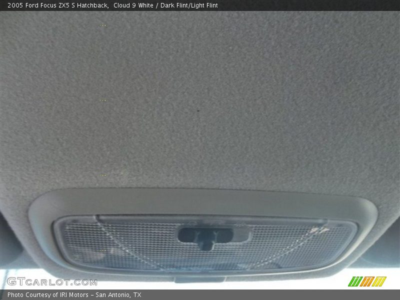 Cloud 9 White / Dark Flint/Light Flint 2005 Ford Focus ZX5 S Hatchback