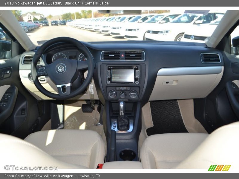 Black Uni / Cornsilk Beige 2013 Volkswagen Jetta SE Sedan