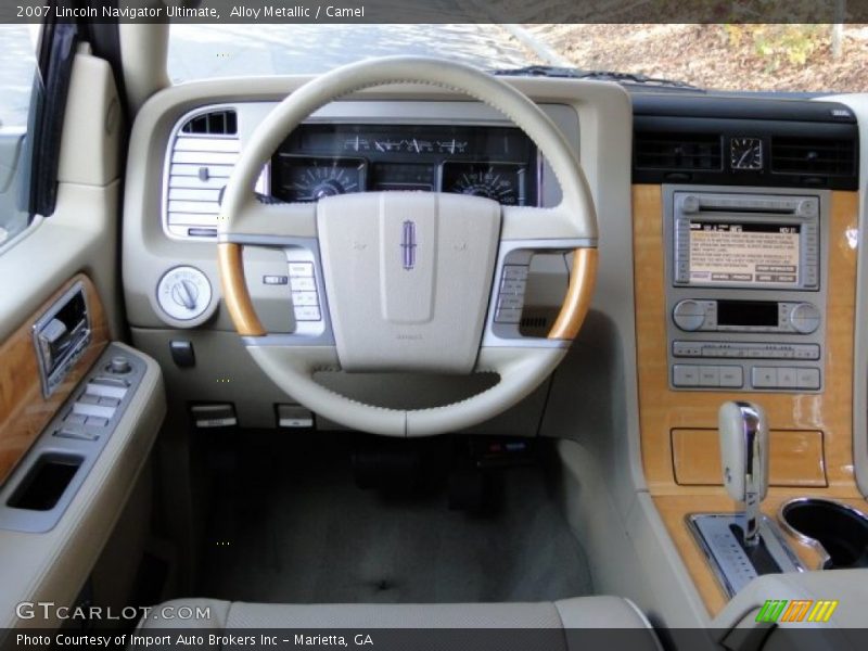 Alloy Metallic / Camel 2007 Lincoln Navigator Ultimate