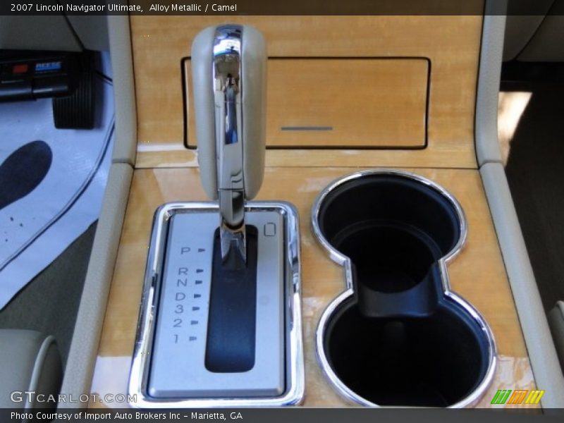 Alloy Metallic / Camel 2007 Lincoln Navigator Ultimate