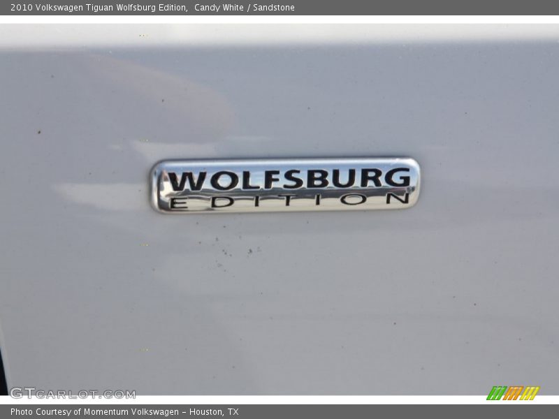 Candy White / Sandstone 2010 Volkswagen Tiguan Wolfsburg Edition