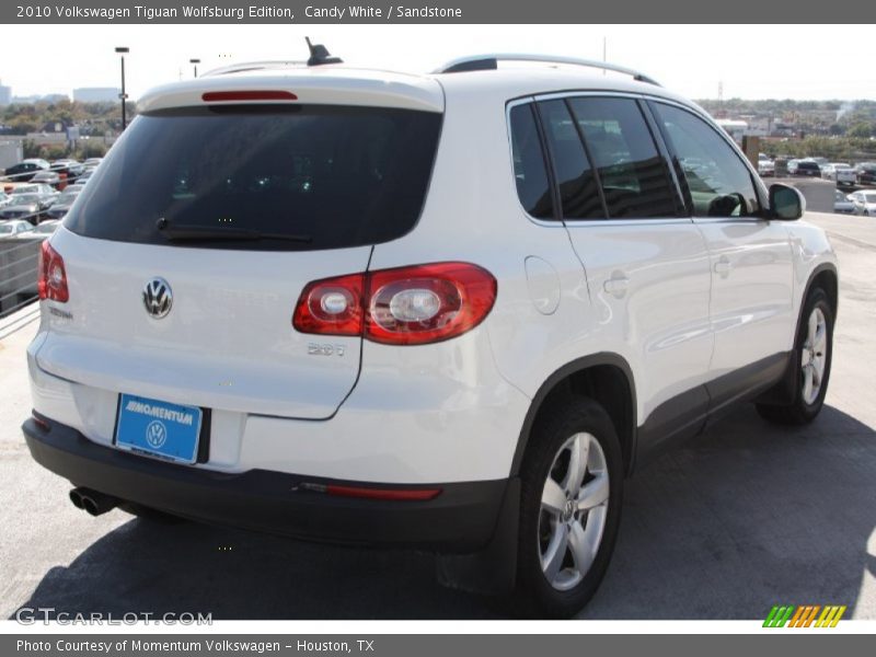 Candy White / Sandstone 2010 Volkswagen Tiguan Wolfsburg Edition