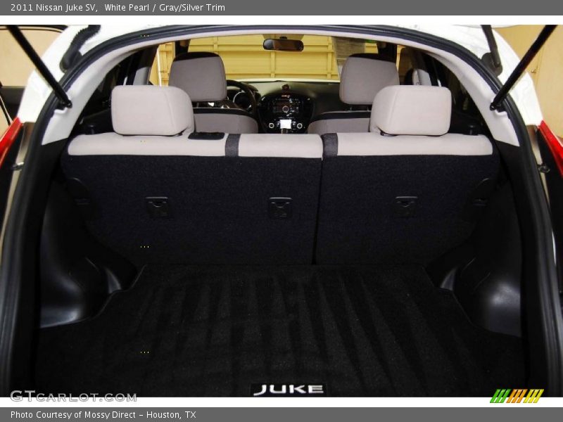 White Pearl / Gray/Silver Trim 2011 Nissan Juke SV