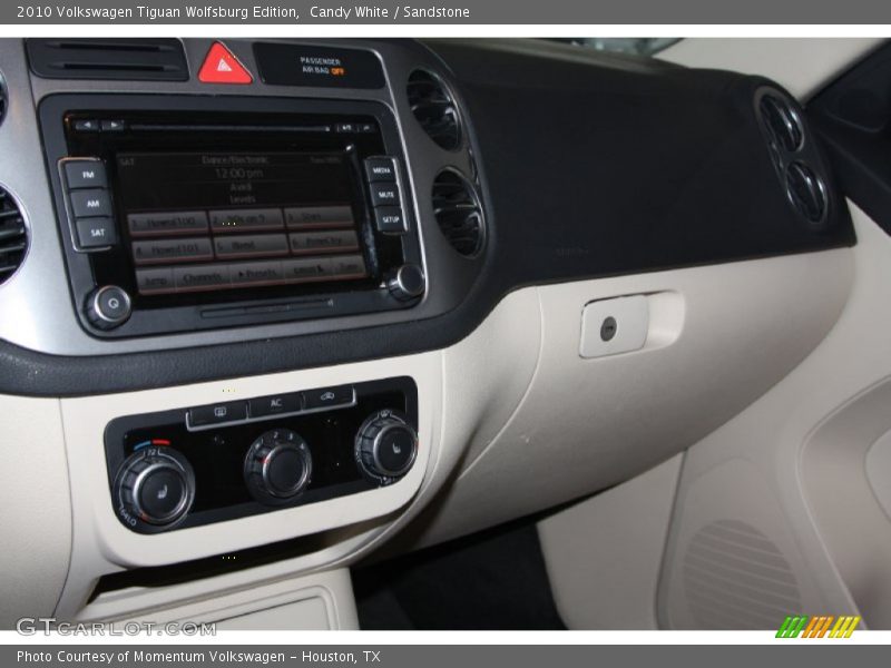 Candy White / Sandstone 2010 Volkswagen Tiguan Wolfsburg Edition