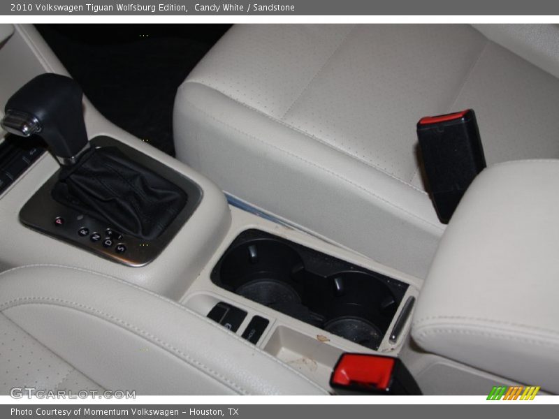 Candy White / Sandstone 2010 Volkswagen Tiguan Wolfsburg Edition