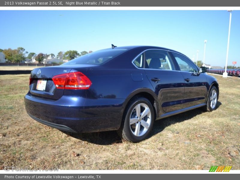 Night Blue Metallic / Titan Black 2013 Volkswagen Passat 2.5L SE