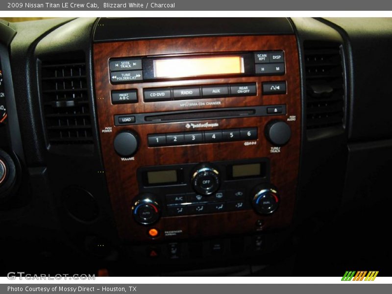 Blizzard White / Charcoal 2009 Nissan Titan LE Crew Cab