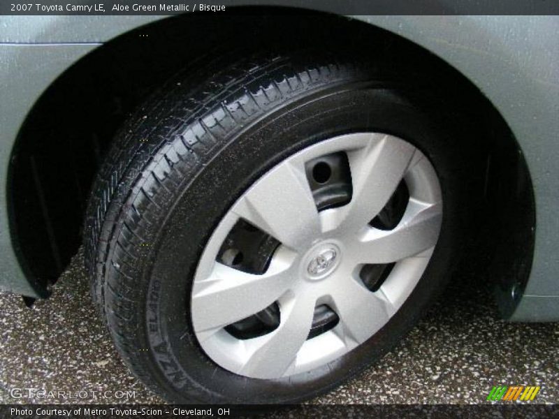 Aloe Green Metallic / Bisque 2007 Toyota Camry LE