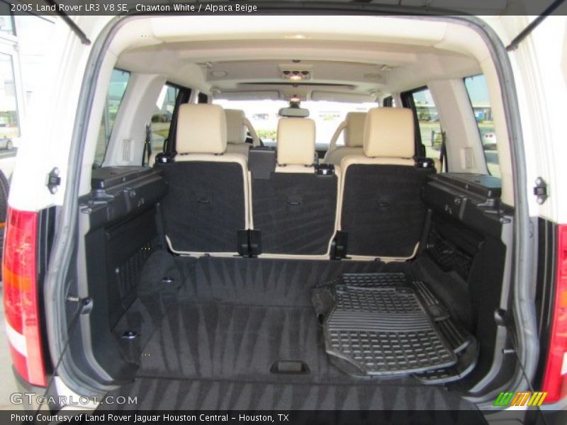 Chawton White / Alpaca Beige 2005 Land Rover LR3 V8 SE