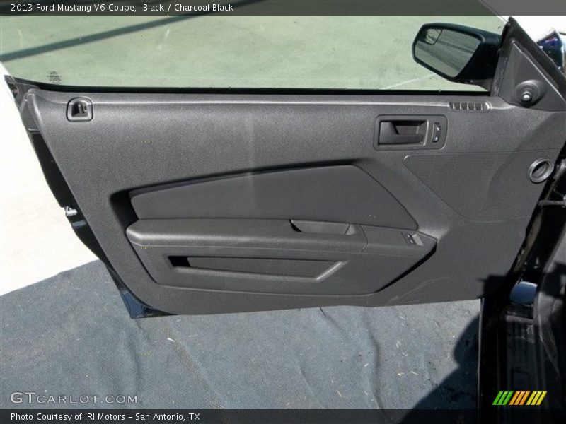 Black / Charcoal Black 2013 Ford Mustang V6 Coupe