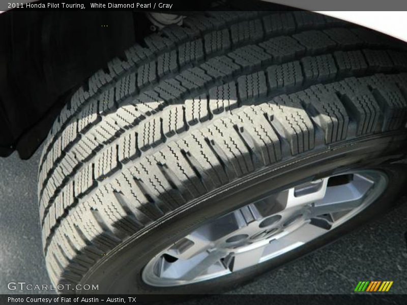 White Diamond Pearl / Gray 2011 Honda Pilot Touring