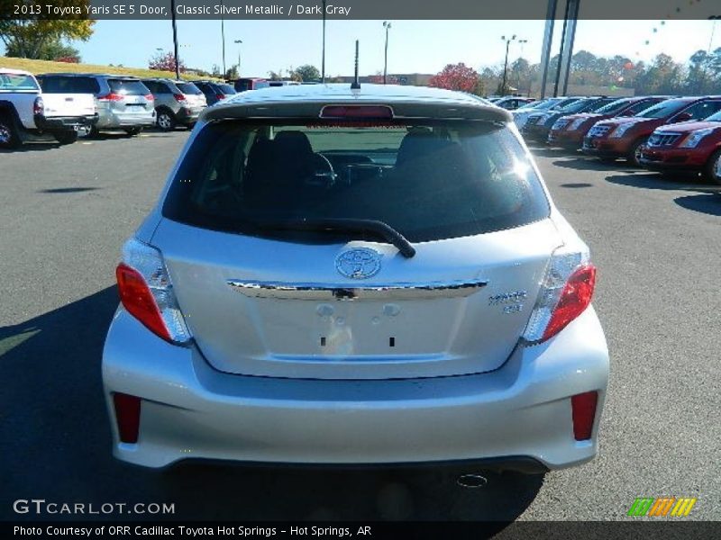 Classic Silver Metallic / Dark Gray 2013 Toyota Yaris SE 5 Door