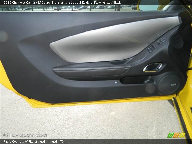 Door Panel of 2010 Camaro SS Coupe Transformers Special Edition