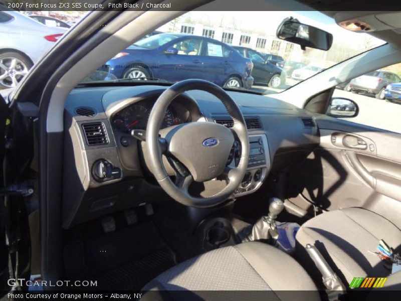 Pitch Black / Charcoal 2007 Ford Focus ZX3 SES Coupe