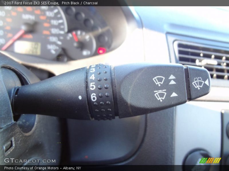 Controls of 2007 Focus ZX3 SES Coupe
