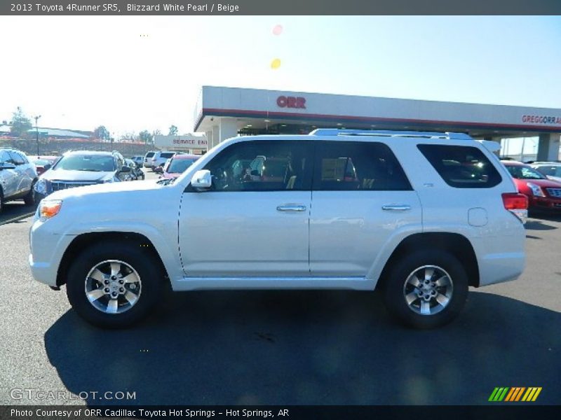 Blizzard White Pearl / Beige 2013 Toyota 4Runner SR5