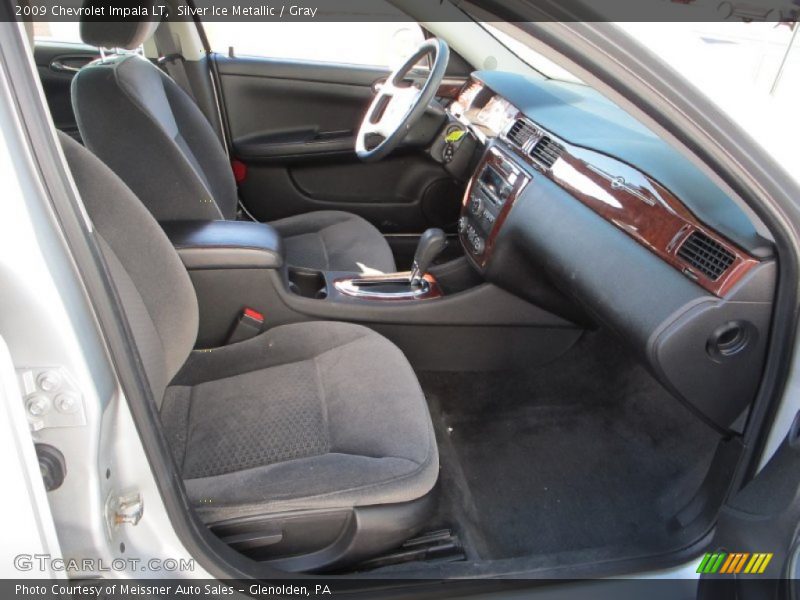 Silver Ice Metallic / Gray 2009 Chevrolet Impala LT
