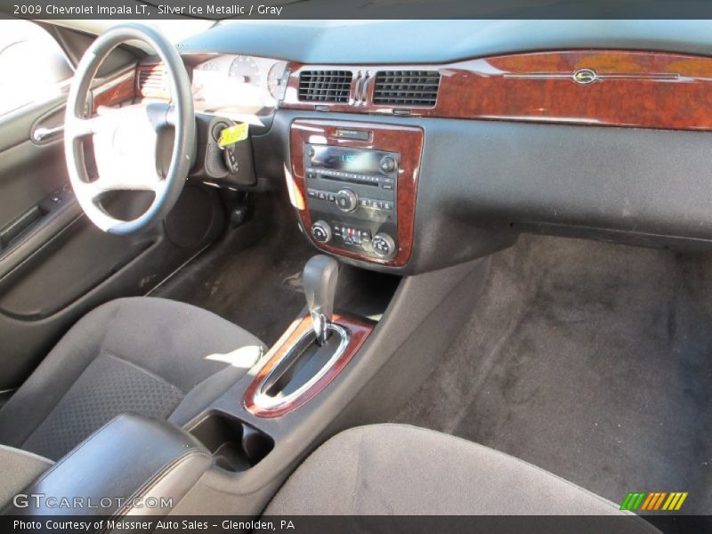 Silver Ice Metallic / Gray 2009 Chevrolet Impala LT