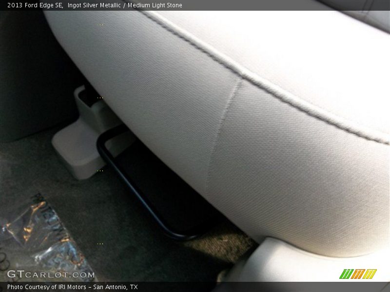 Ingot Silver Metallic / Medium Light Stone 2013 Ford Edge SE