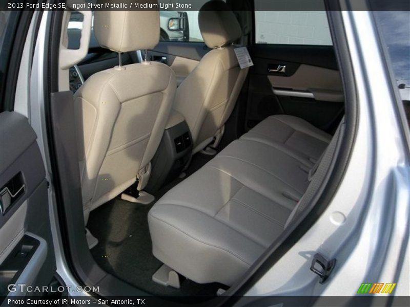Ingot Silver Metallic / Medium Light Stone 2013 Ford Edge SE