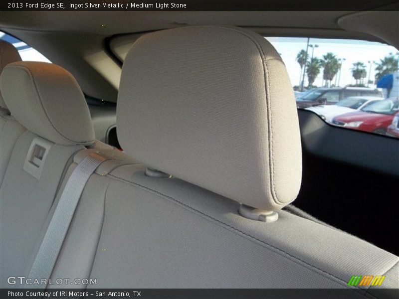 Ingot Silver Metallic / Medium Light Stone 2013 Ford Edge SE