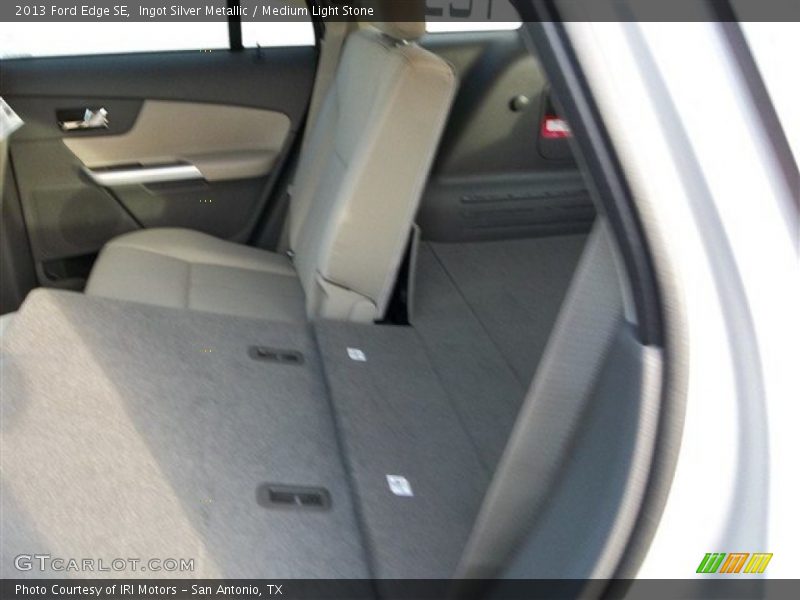 Ingot Silver Metallic / Medium Light Stone 2013 Ford Edge SE