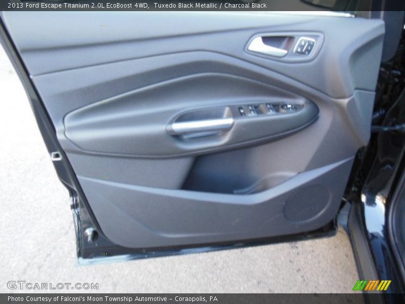 Tuxedo Black Metallic / Charcoal Black 2013 Ford Escape Titanium 2.0L EcoBoost 4WD
