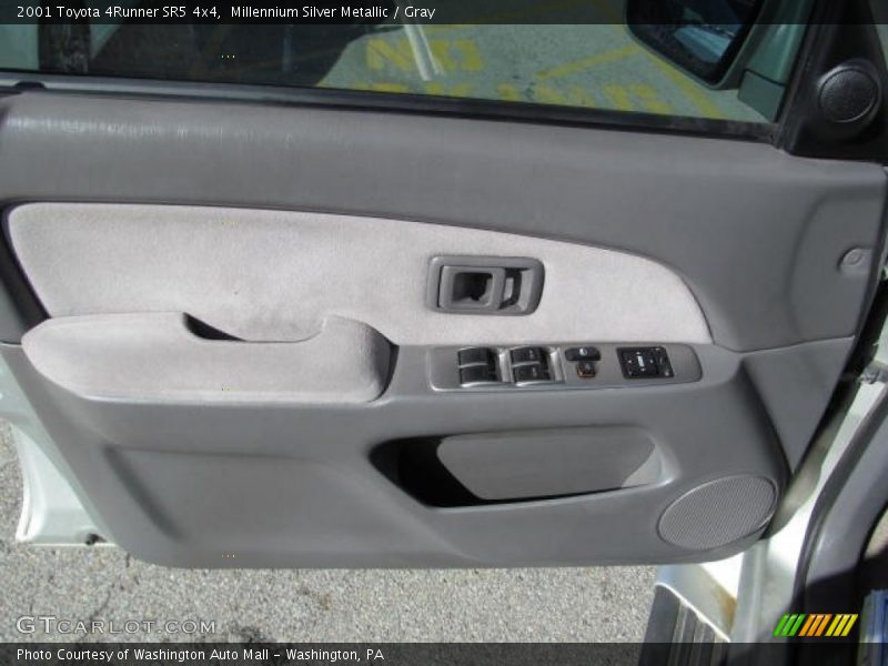 Millennium Silver Metallic / Gray 2001 Toyota 4Runner SR5 4x4