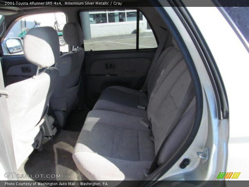 Millennium Silver Metallic / Gray 2001 Toyota 4Runner SR5 4x4