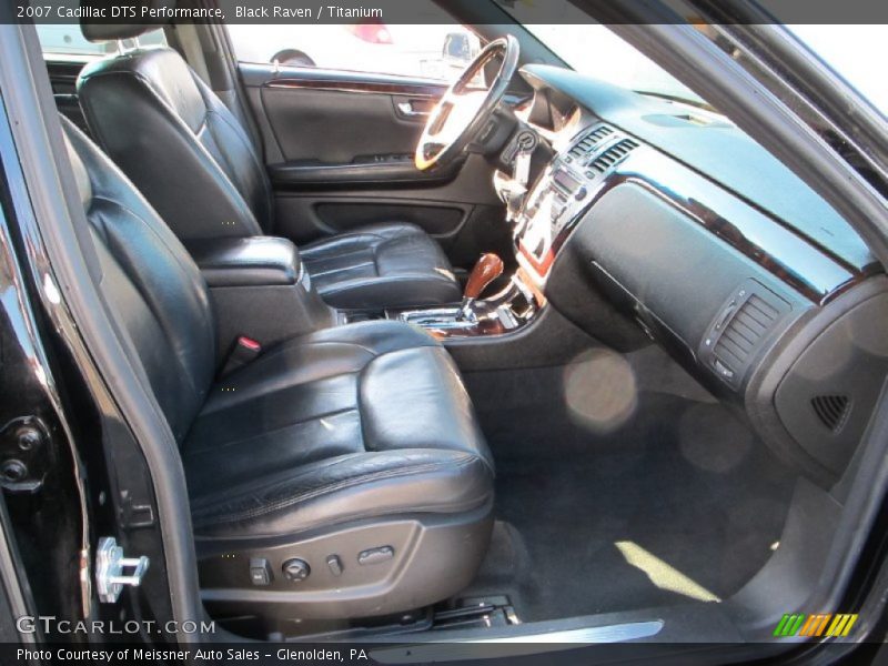 Black Raven / Titanium 2007 Cadillac DTS Performance