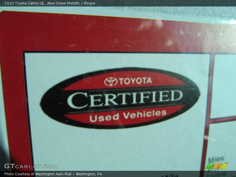 Aloe Green Metallic / Bisque 2010 Toyota Camry LE