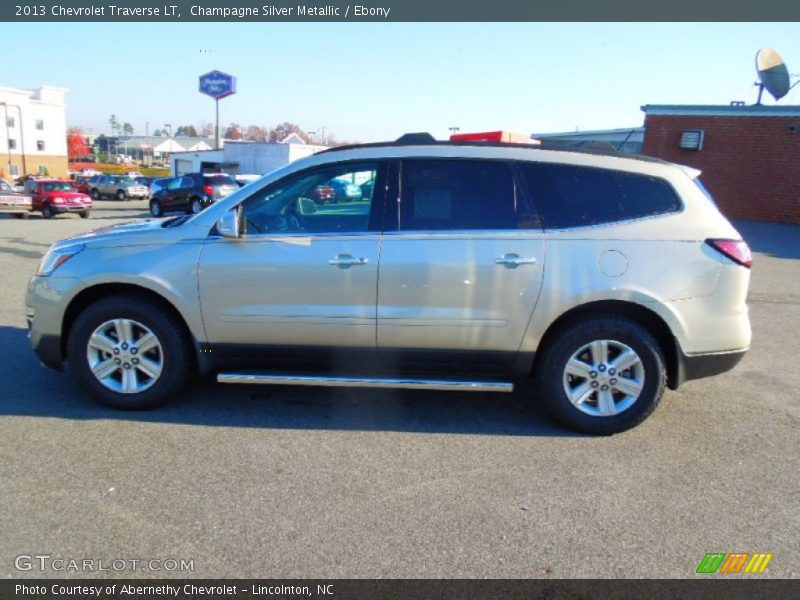 Champagne Silver Metallic / Ebony 2013 Chevrolet Traverse LT
