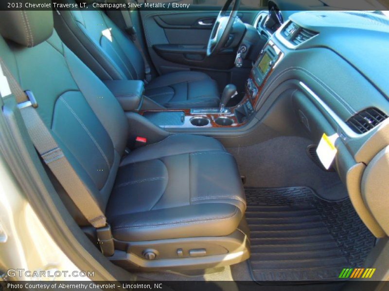 Champagne Silver Metallic / Ebony 2013 Chevrolet Traverse LT