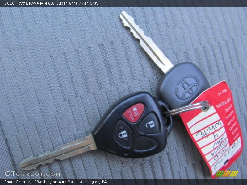 Super White / Ash Gray 2010 Toyota RAV4 I4 4WD