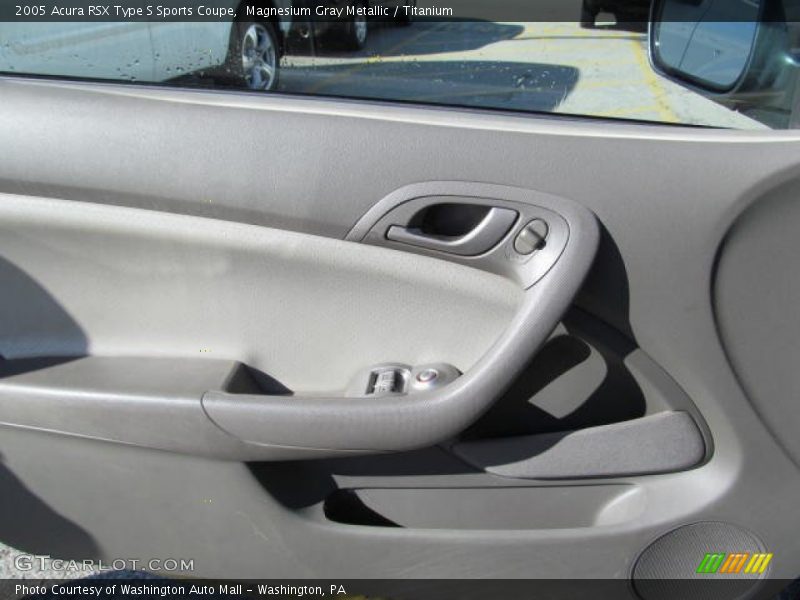 Magnesium Gray Metallic / Titanium 2005 Acura RSX Type S Sports Coupe