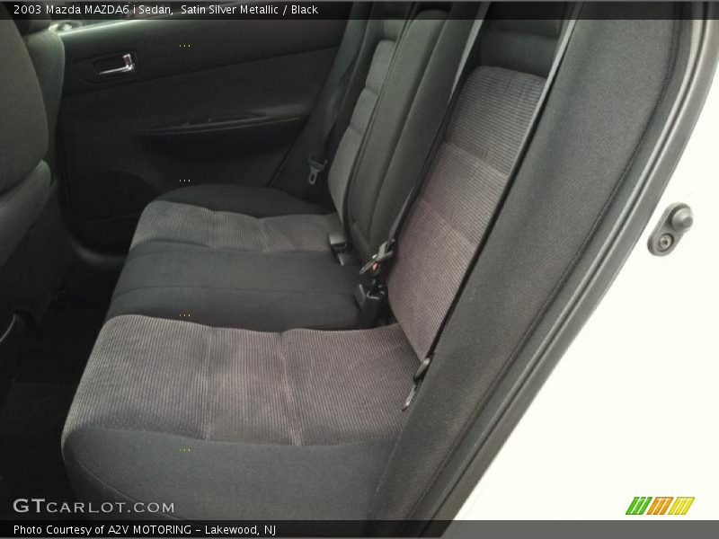 Satin Silver Metallic / Black 2003 Mazda MAZDA6 i Sedan