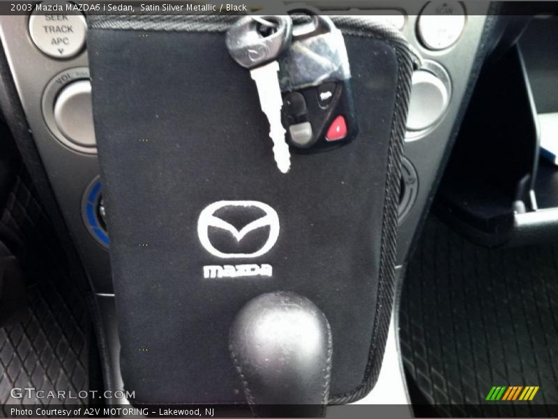 Satin Silver Metallic / Black 2003 Mazda MAZDA6 i Sedan