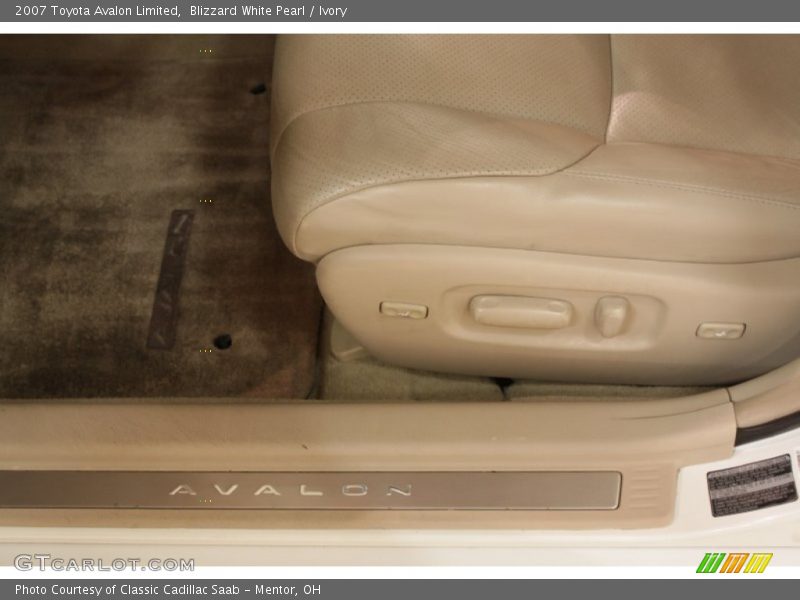 Blizzard White Pearl / Ivory 2007 Toyota Avalon Limited